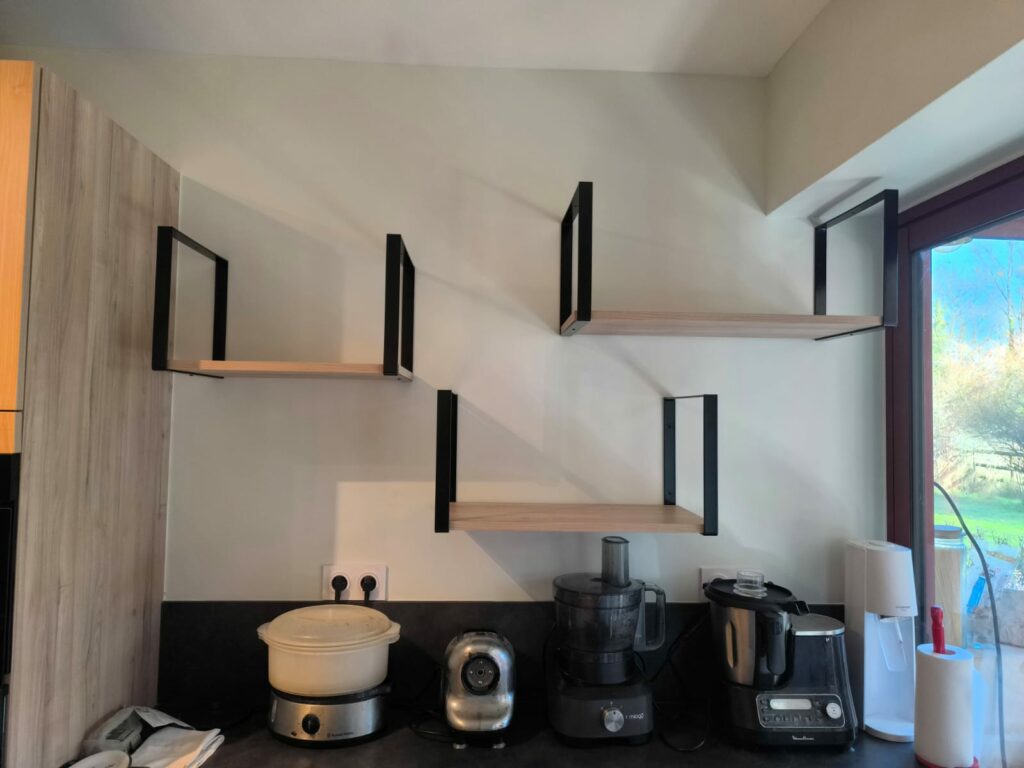 Menuiserie Derouet Gandon Menuiserie A Saint Ouen Des Toits 57 Agencement Interieur Cuisine 1