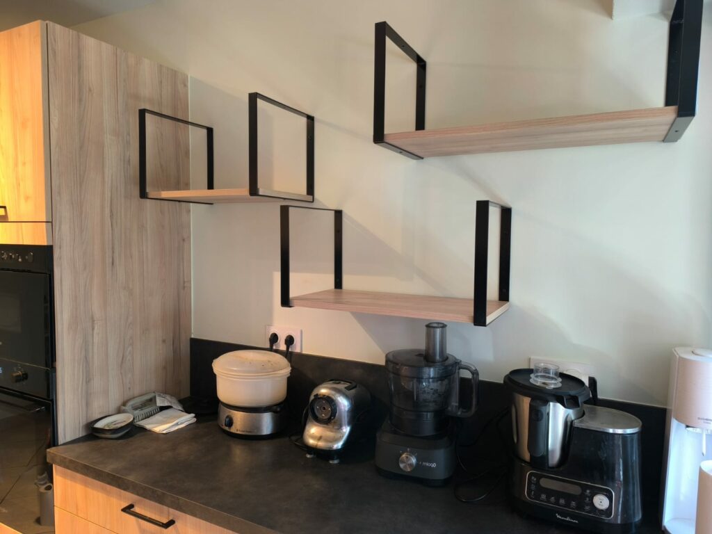 Menuiserie Derouet Gandon Menuiserie A Saint Ouen Des Toits 57 Agencement Interieur Cuisine 3